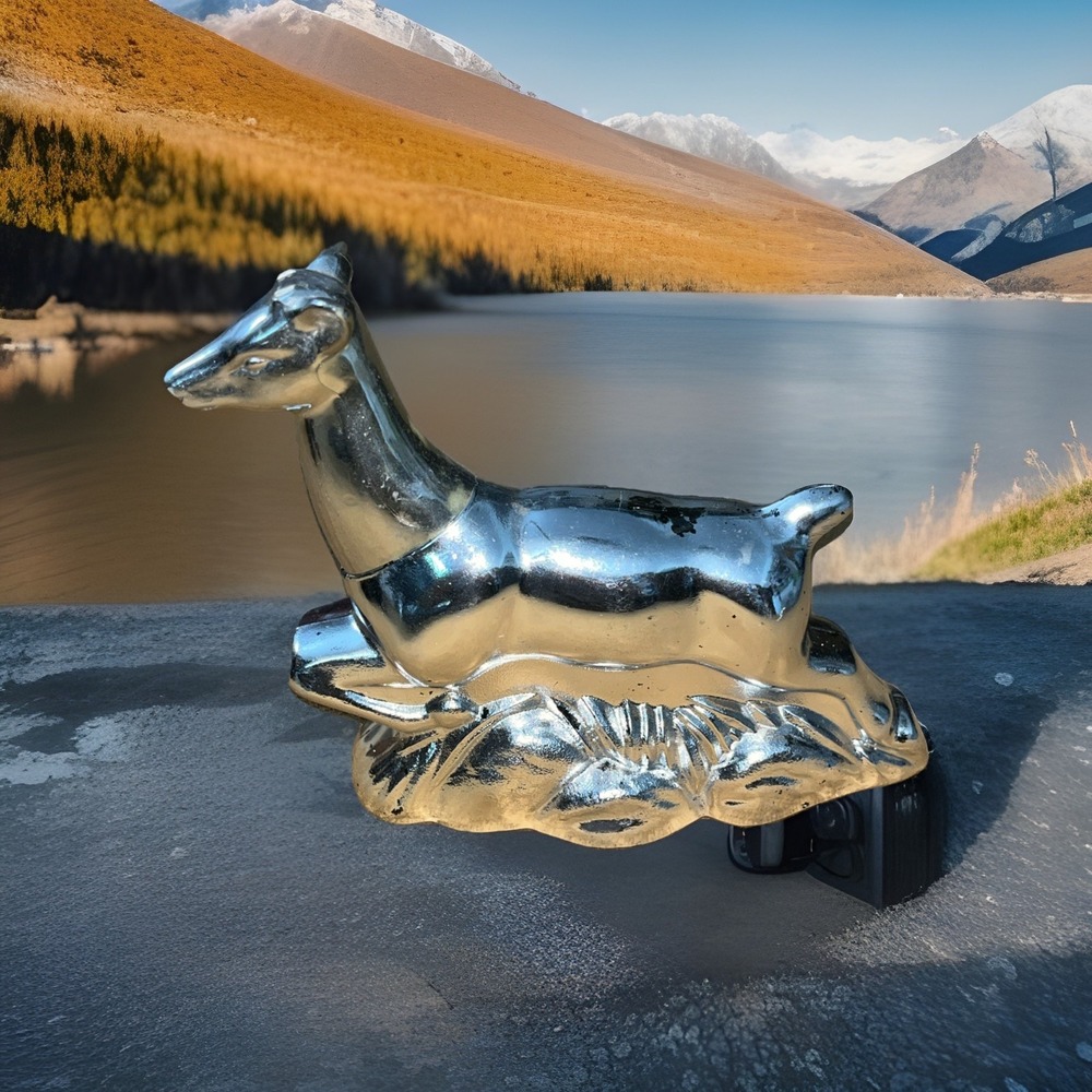 Vintage Avon Wilderness Classic Deep Woods After Shave Silver Deer Stag Decanter